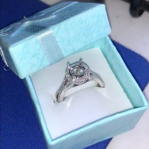 14kt white gold diamond halo band